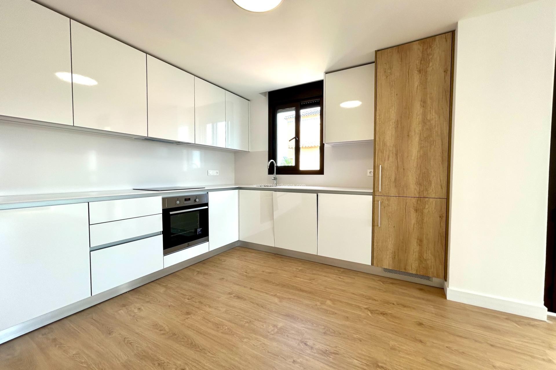 Resale - Apartment / flat - Orihuela Costa - PAU 8