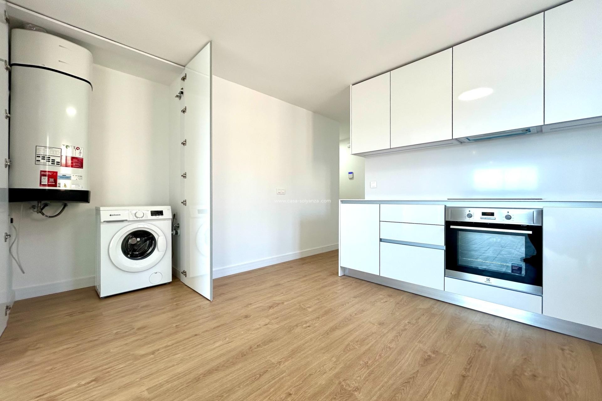 Resale - Apartment / flat - Orihuela Costa - PAU 8