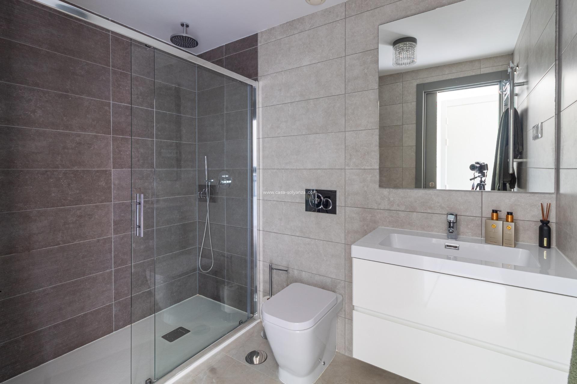 Resale - Apartment / flat - Orihuela Costa - Playa Flamenca