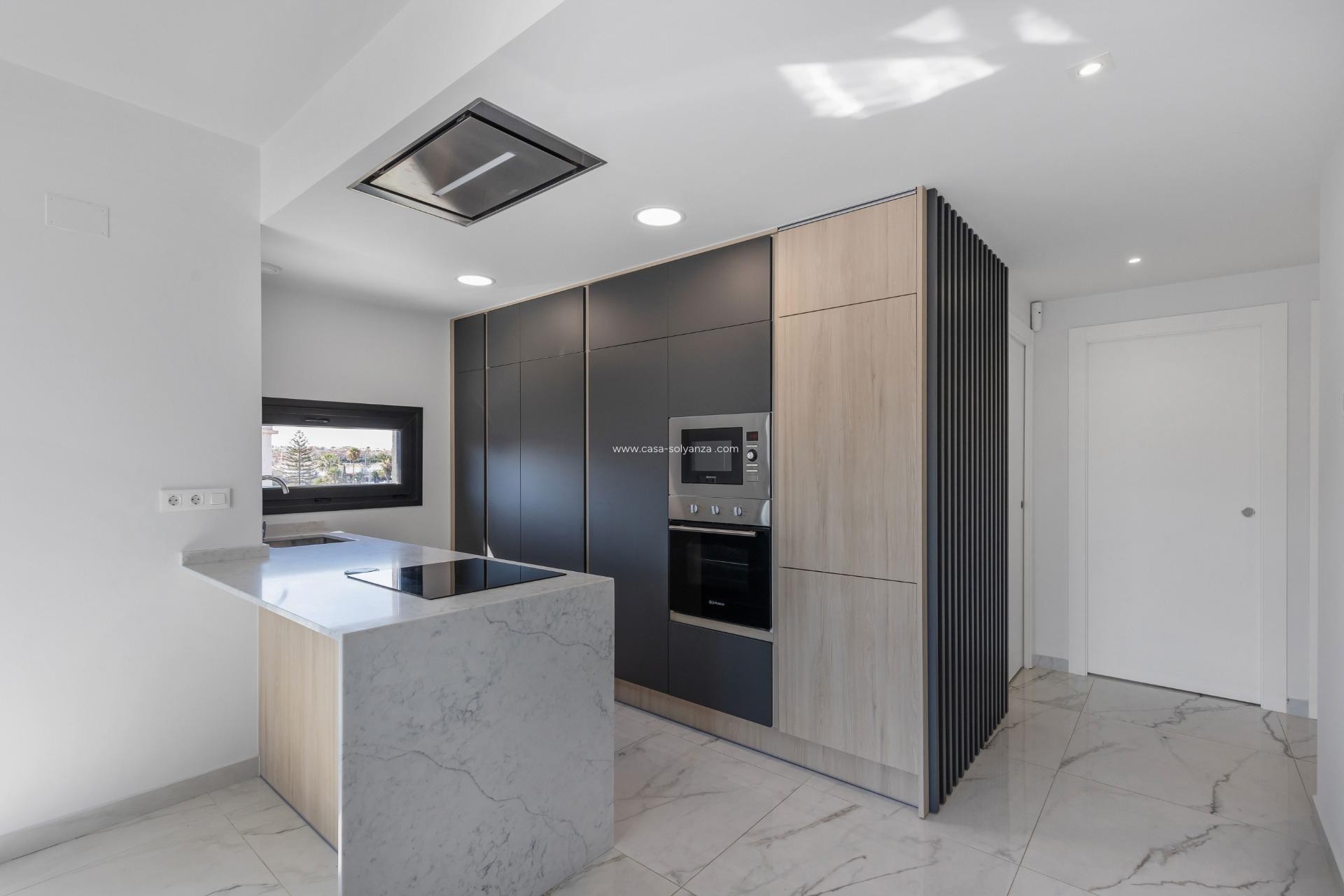 Resale - Apartment / flat - Orihuela Costa - Punta Prima