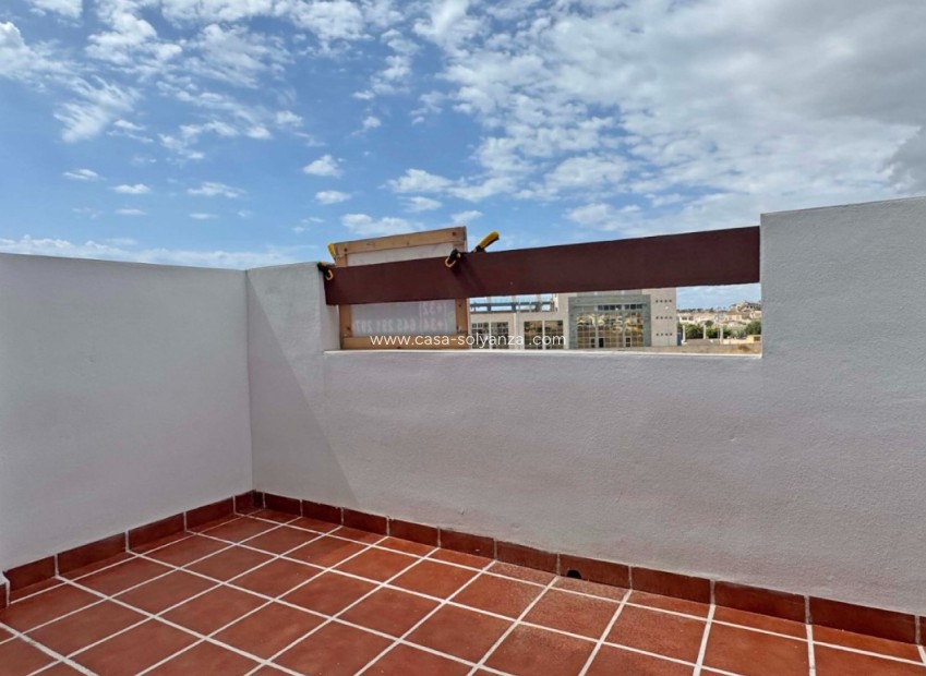 Resale - Apartment / flat - Orihuela Costa - Punta Prima