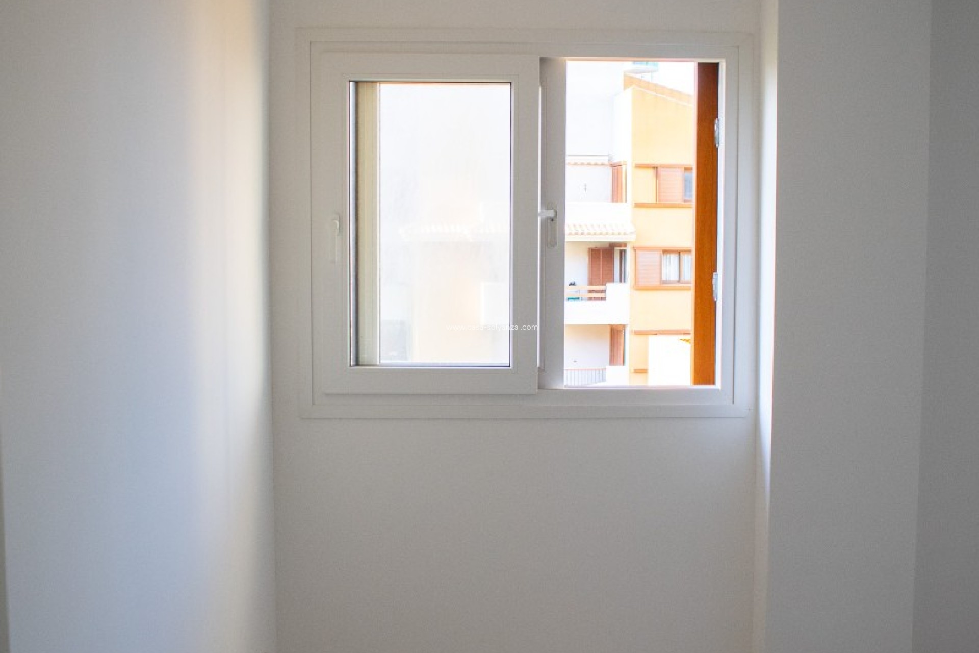 Resale - Apartment / flat - Orihuela Costa - Punta Prima