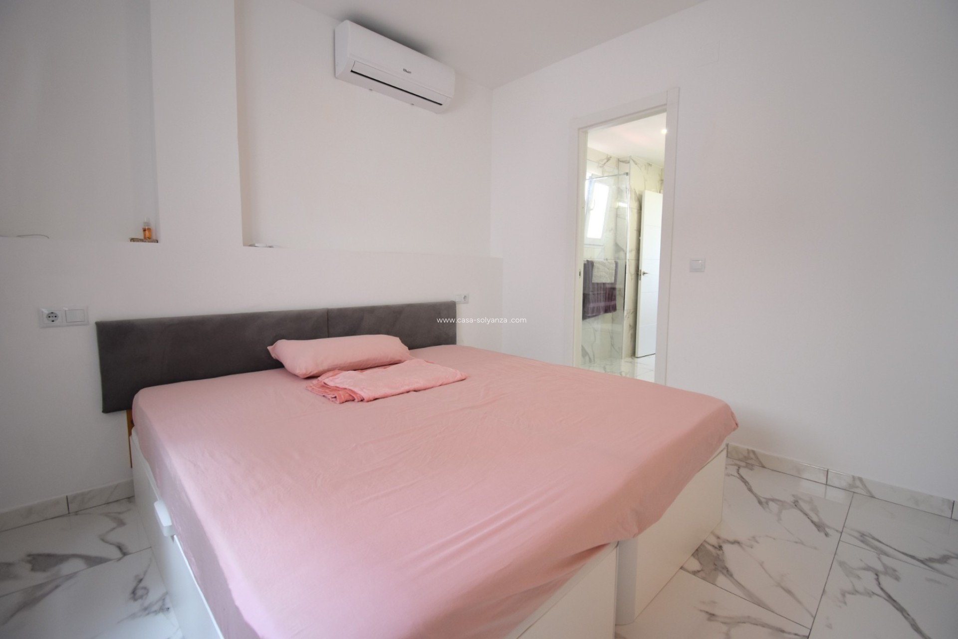Resale - Apartment / flat - Orihuela Costa - Villamartín