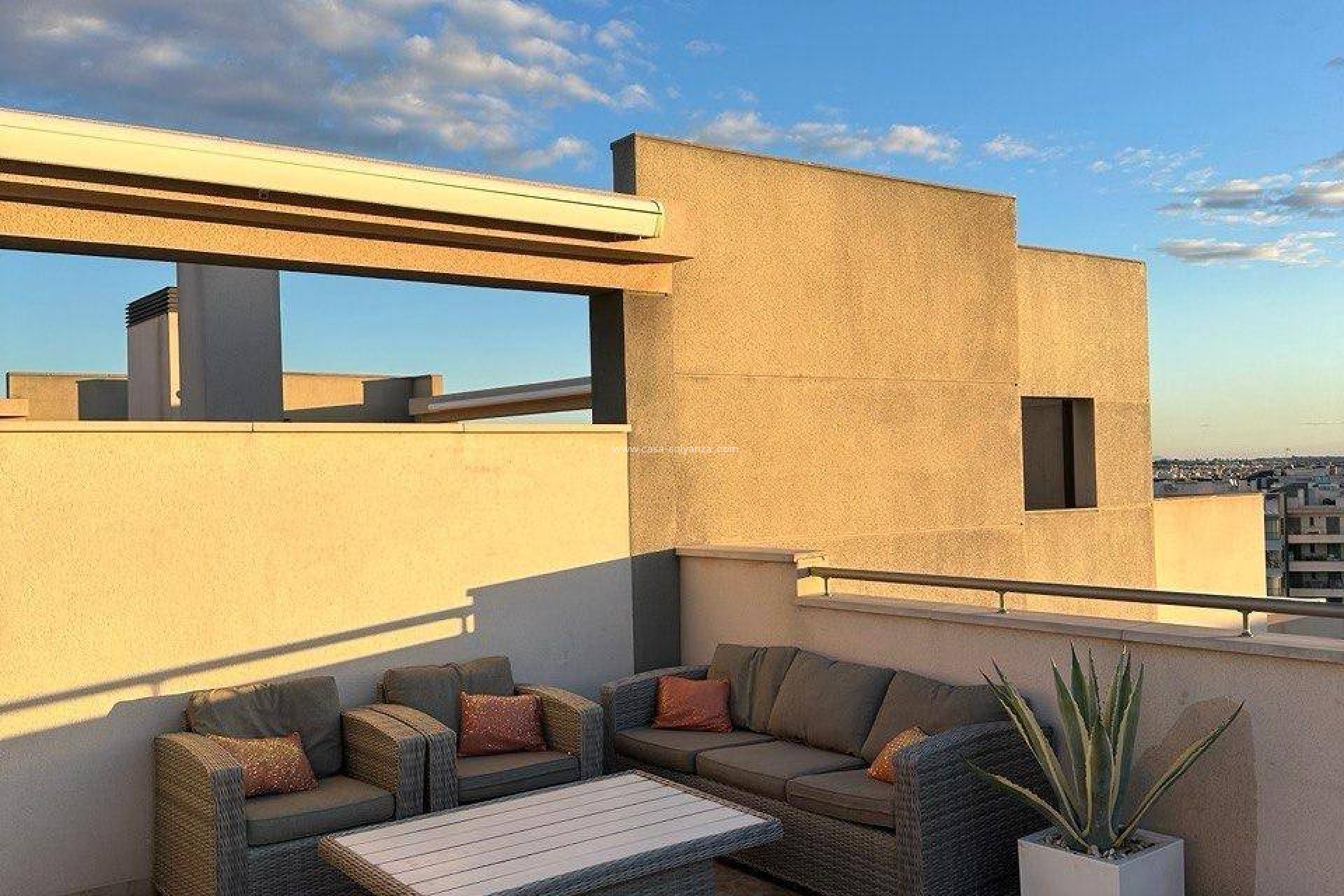 Resale - Apartment / flat - Orihuela Costa - Villamartín