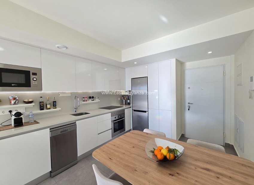 Resale - Apartment / Flat * - Orihuela Costa * - Villamartín *