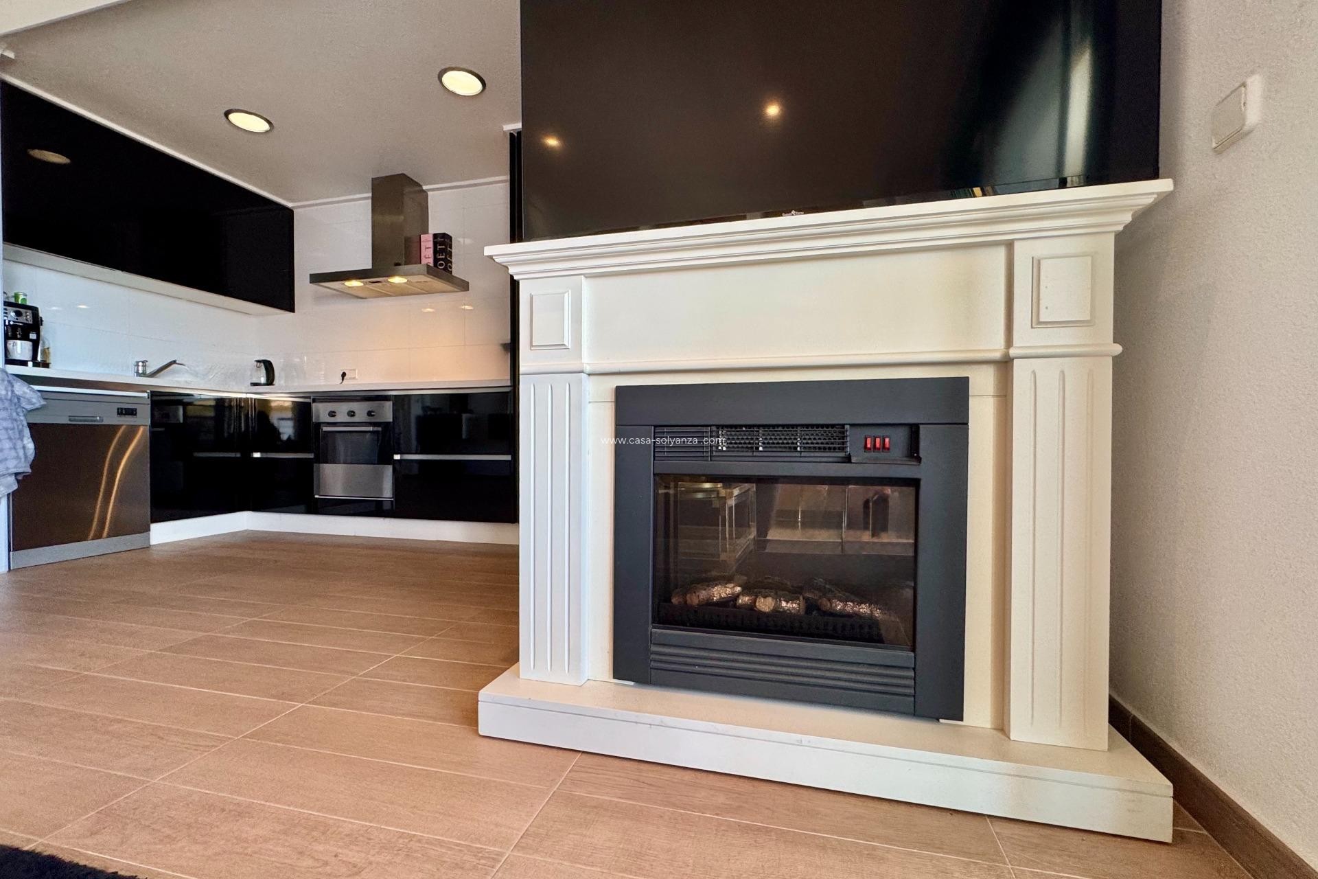 Resale - Apartment / flat - Orihuela Costa - Villamartín