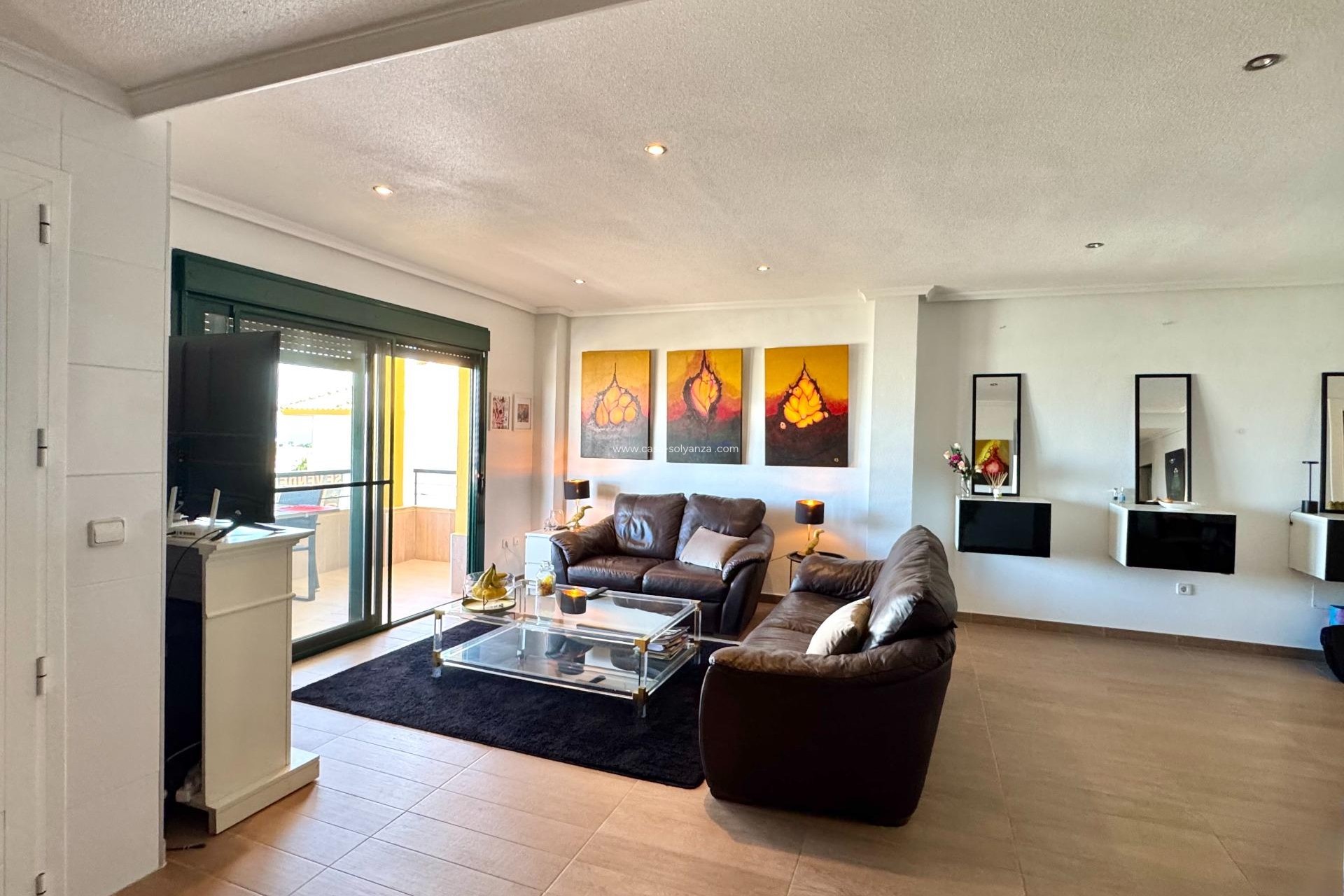 Resale - Apartment / flat - Orihuela Costa - Villamartín