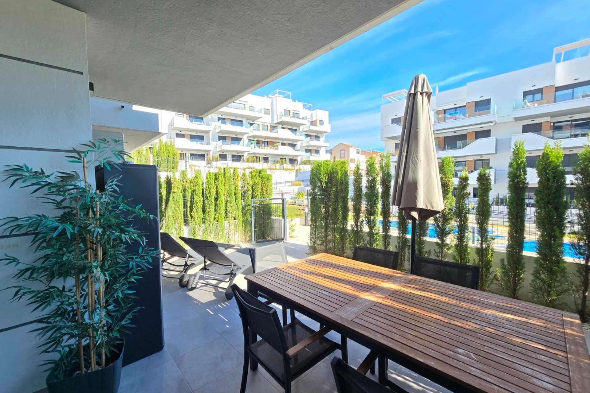 Resale - Apartment / flat - Orihuela Costa - Villamartín