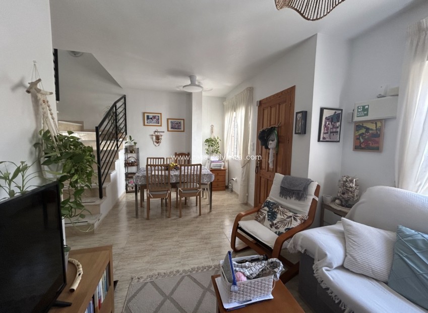 Resale - Apartment / flat - Orihuela Costa - Villamartín