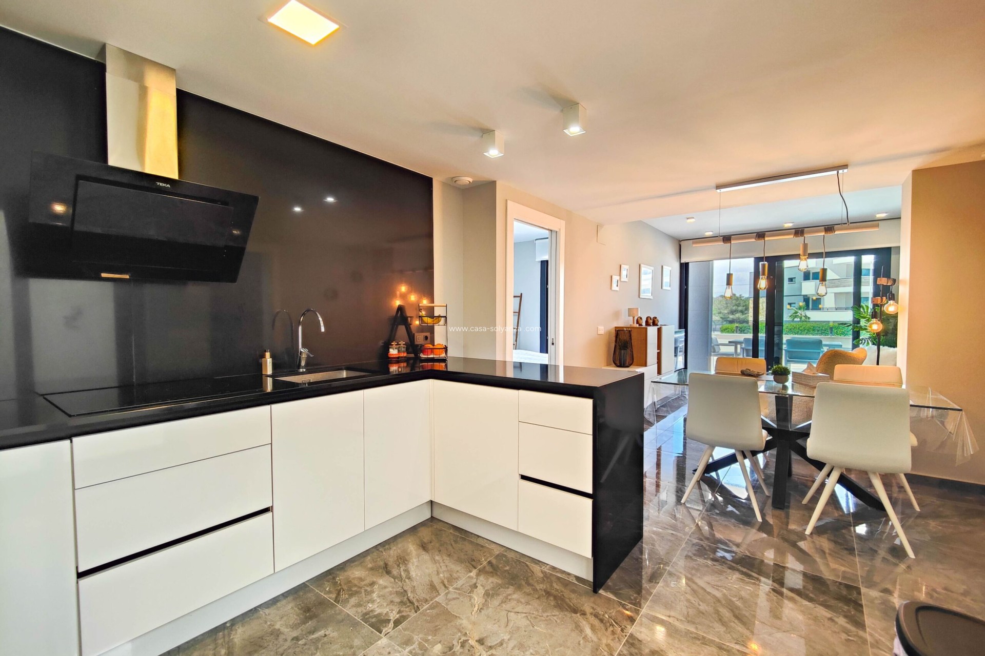 Resale - Apartment / flat - Orihuela Costa