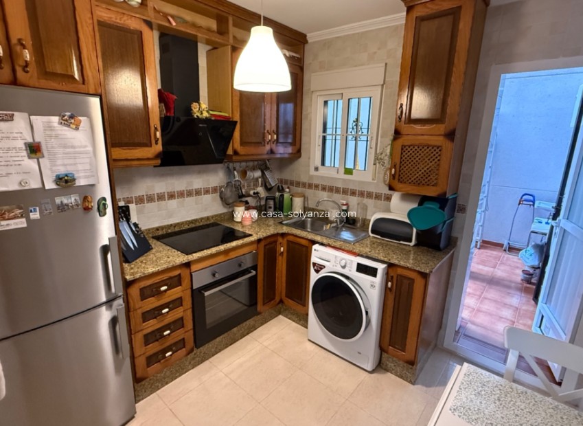 Resale - Apartment / flat - Orihuela - Inland