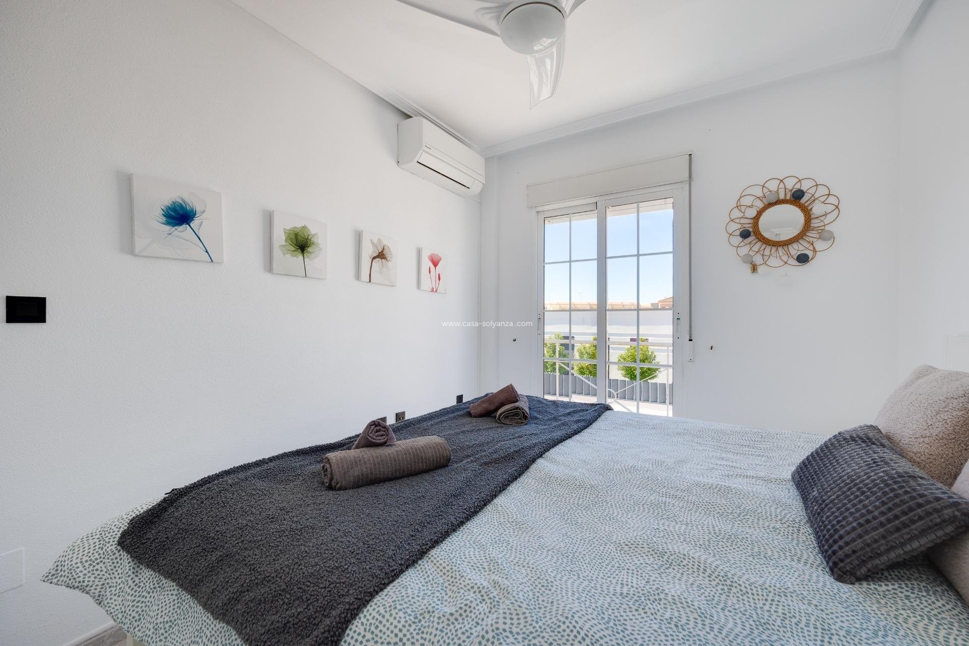 Resale - Apartment / flat - Orihuela - La Zenia