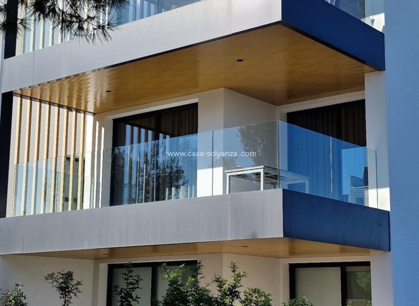 Resale - Apartment / flat - Orihuela - Las Colinas Golf Resort