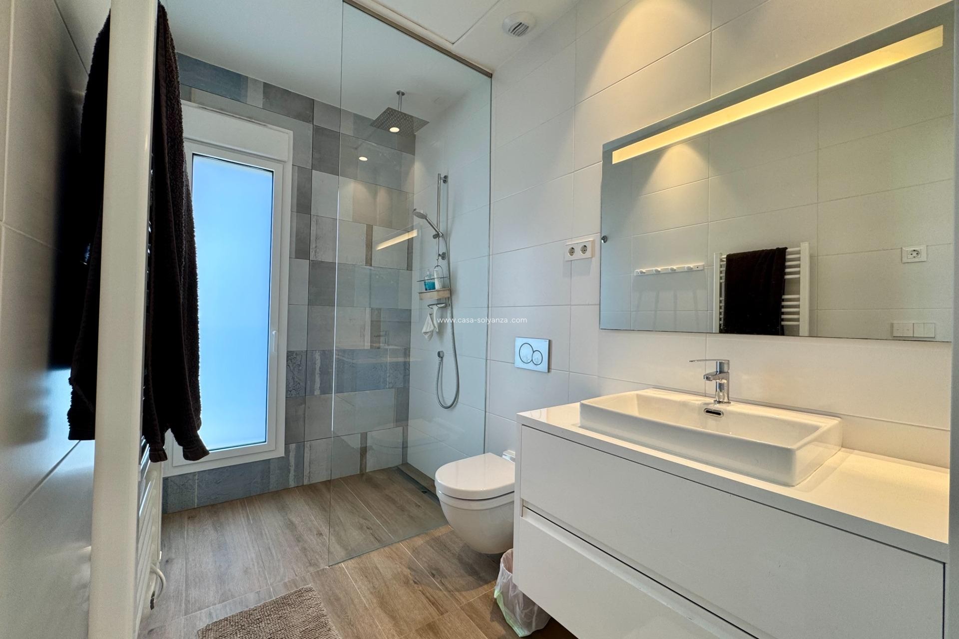 Resale - Apartment / flat - Orihuela - Las Colinas Golf Resort