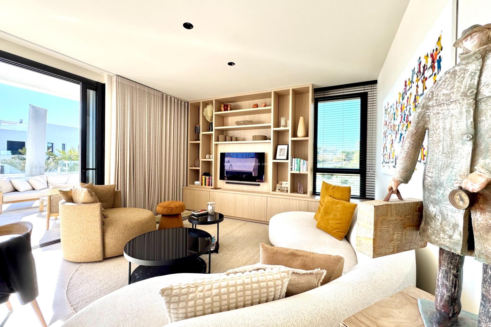 Resale - Apartment / flat - Orihuela - Las Colinas Golf Resort