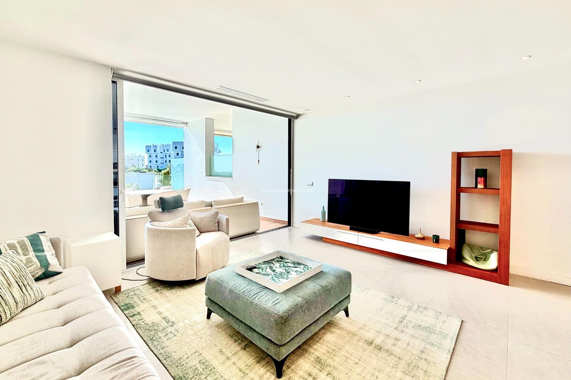 Resale - Apartment / flat - Orihuela - Las Colinas Golf Resort