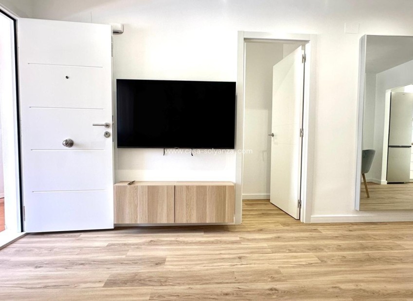 Resale - Apartment / flat - Orihuela - Los Balcones Y Los Altos