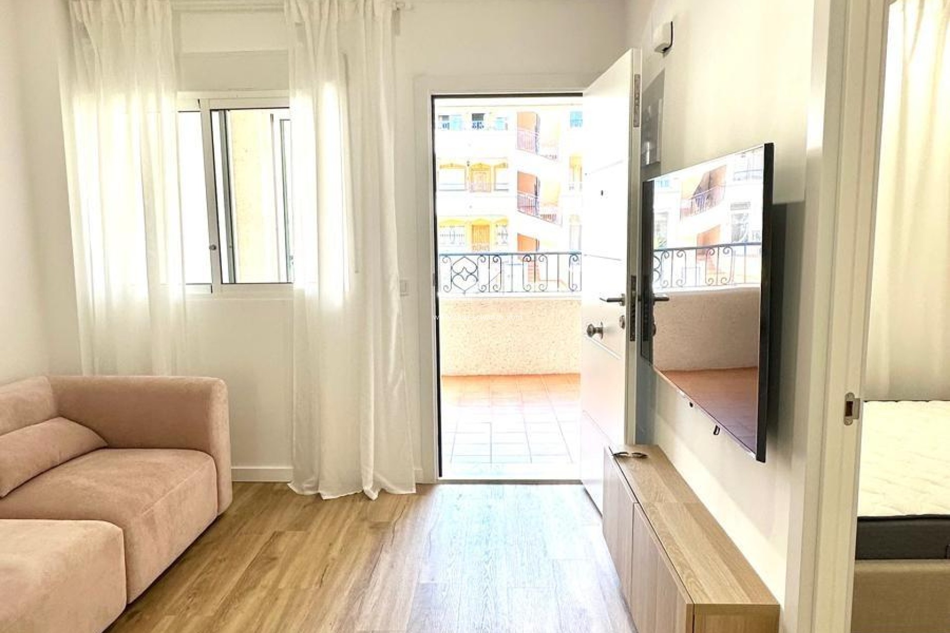Resale - Apartment / flat - Orihuela - Los Balcones Y Los Altos