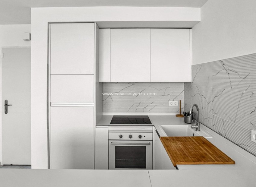 Resale - Apartment / flat - Orihuela - Punta Prima