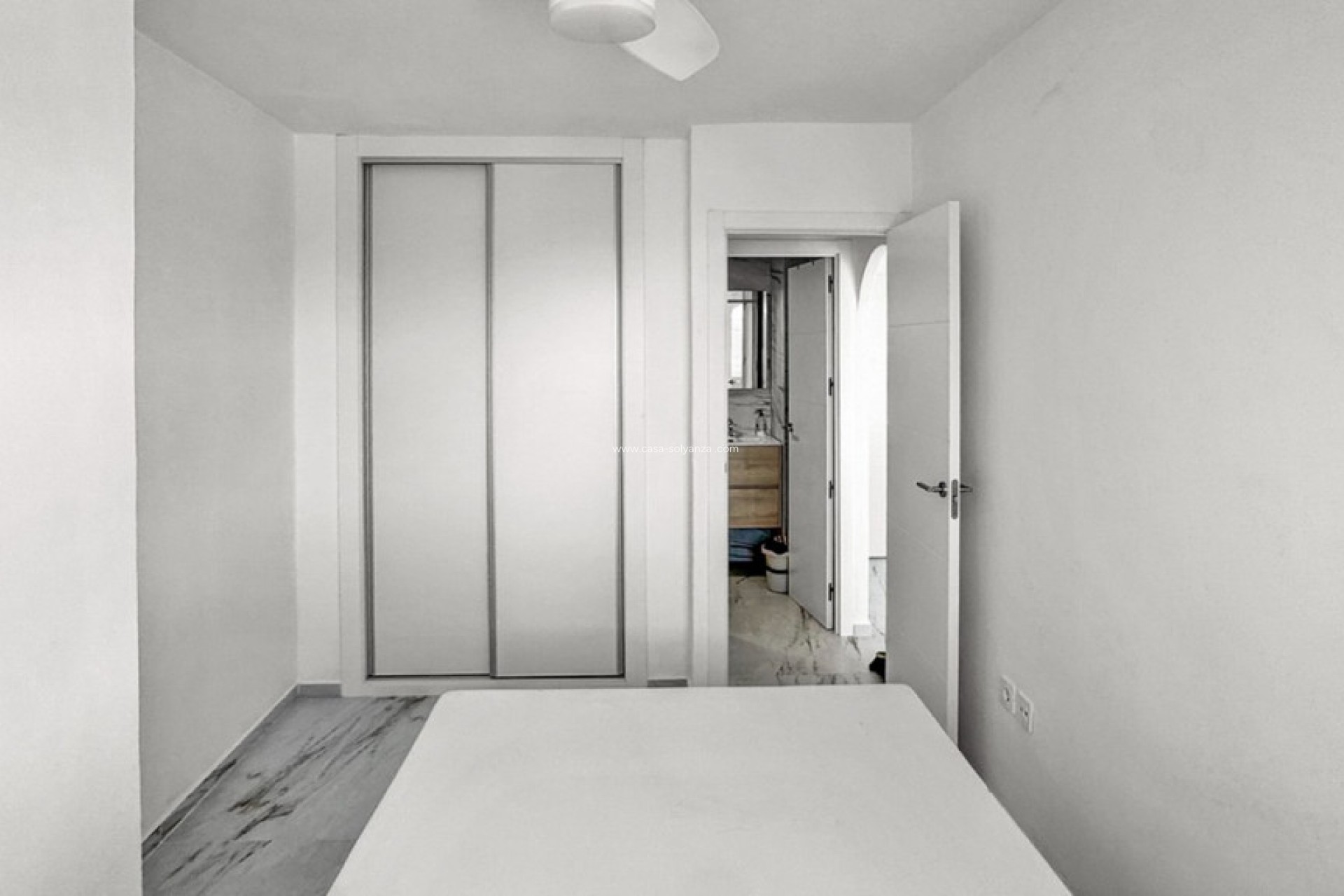Resale - Apartment / flat - Orihuela - Punta Prima