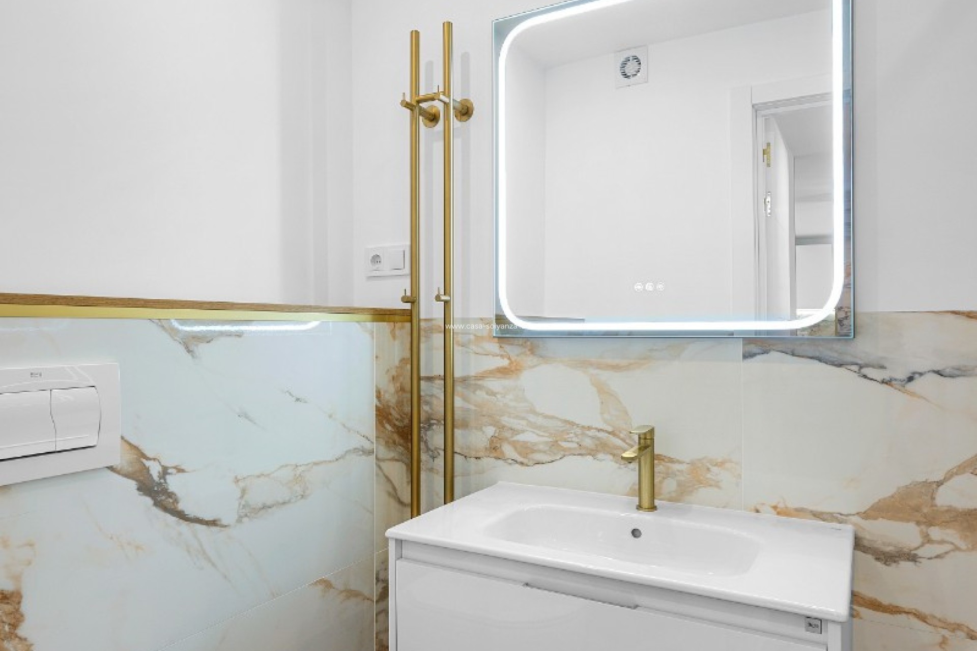 Resale - Apartment / flat - Orihuela - Punta Prima