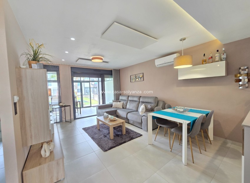 Resale - Apartment / flat - Orihuela - Punta Prima