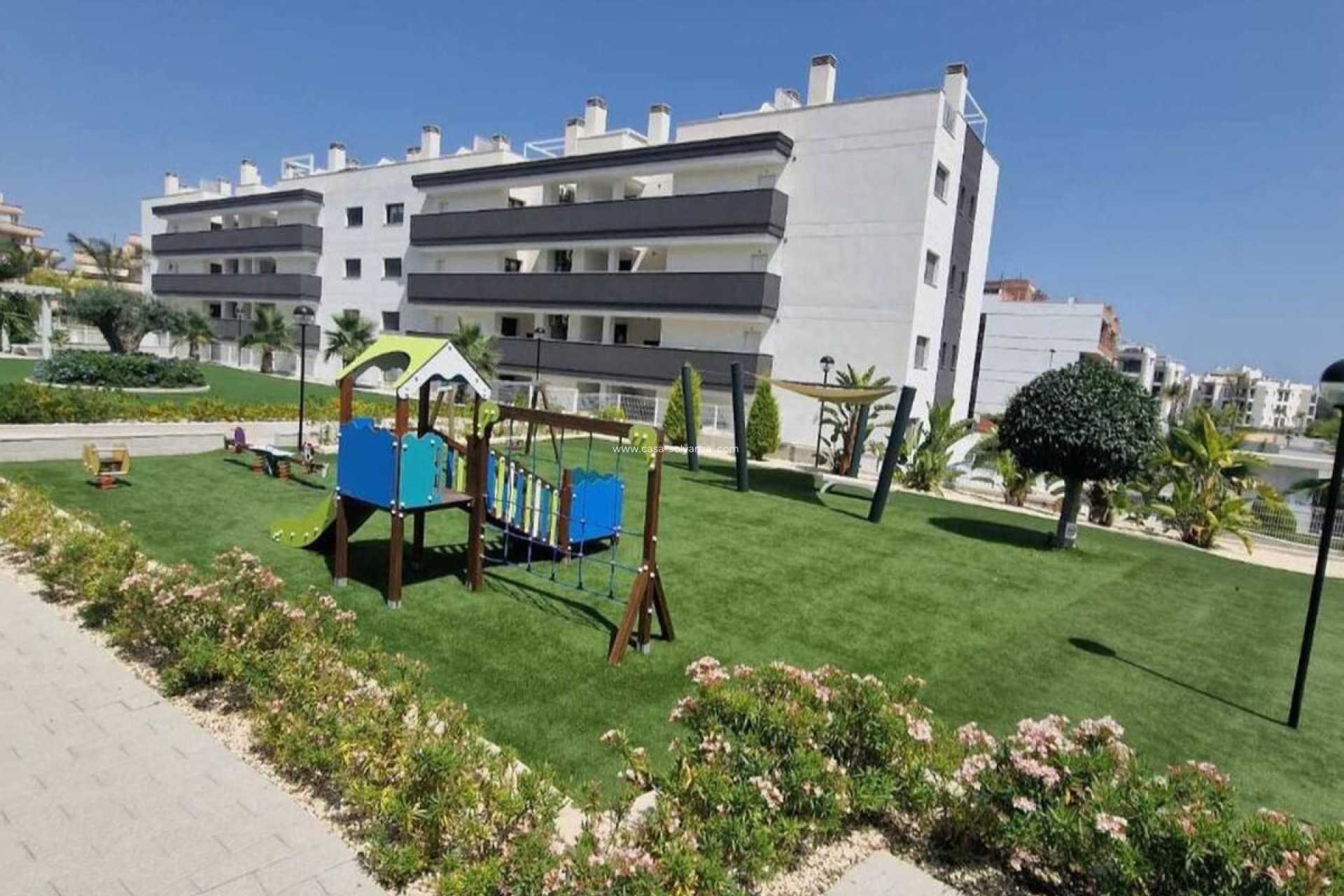 Resale - Apartment / flat - Orihuela - Villamartin