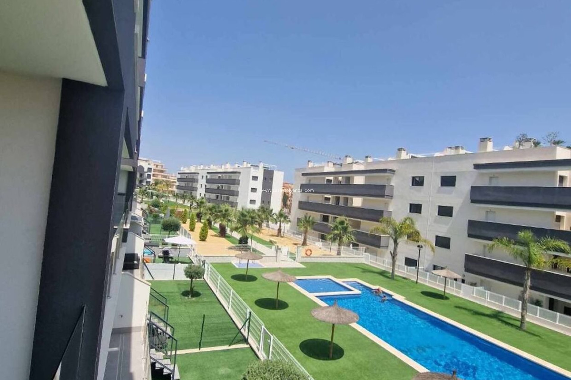 Resale - Apartment / flat - Orihuela - Villamartin