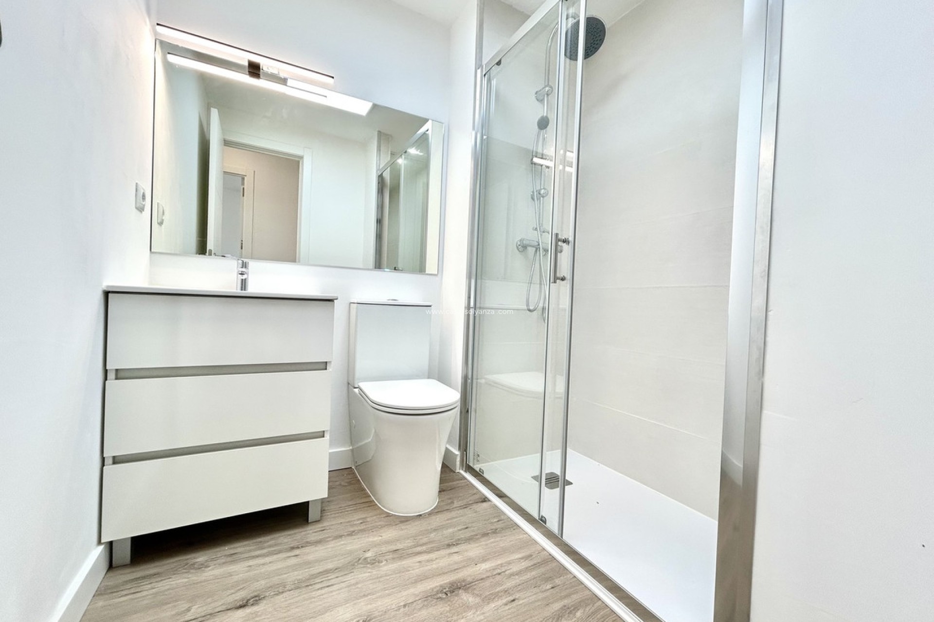 Resale - Apartment / flat - Orihuela - Villamartin