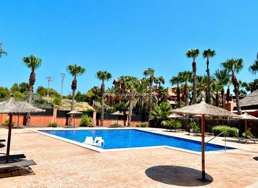 Resale - Apartment / flat - Orihuela - Villamartin