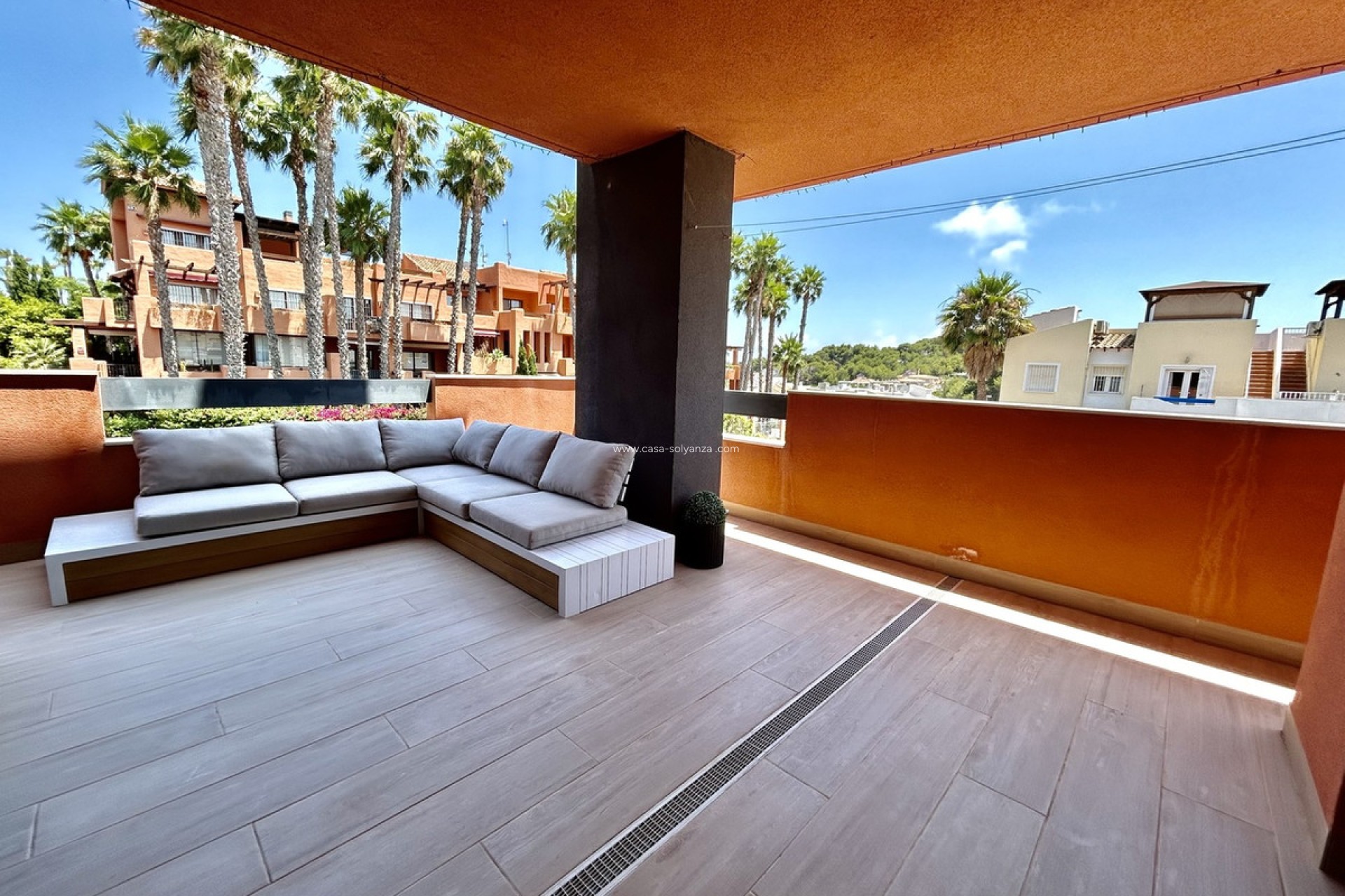 Resale - Apartment / flat - Orihuela - Villamartin