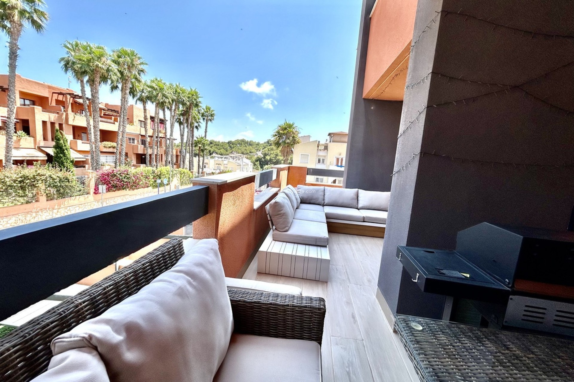 Resale - Apartment / flat - Orihuela - Villamartin
