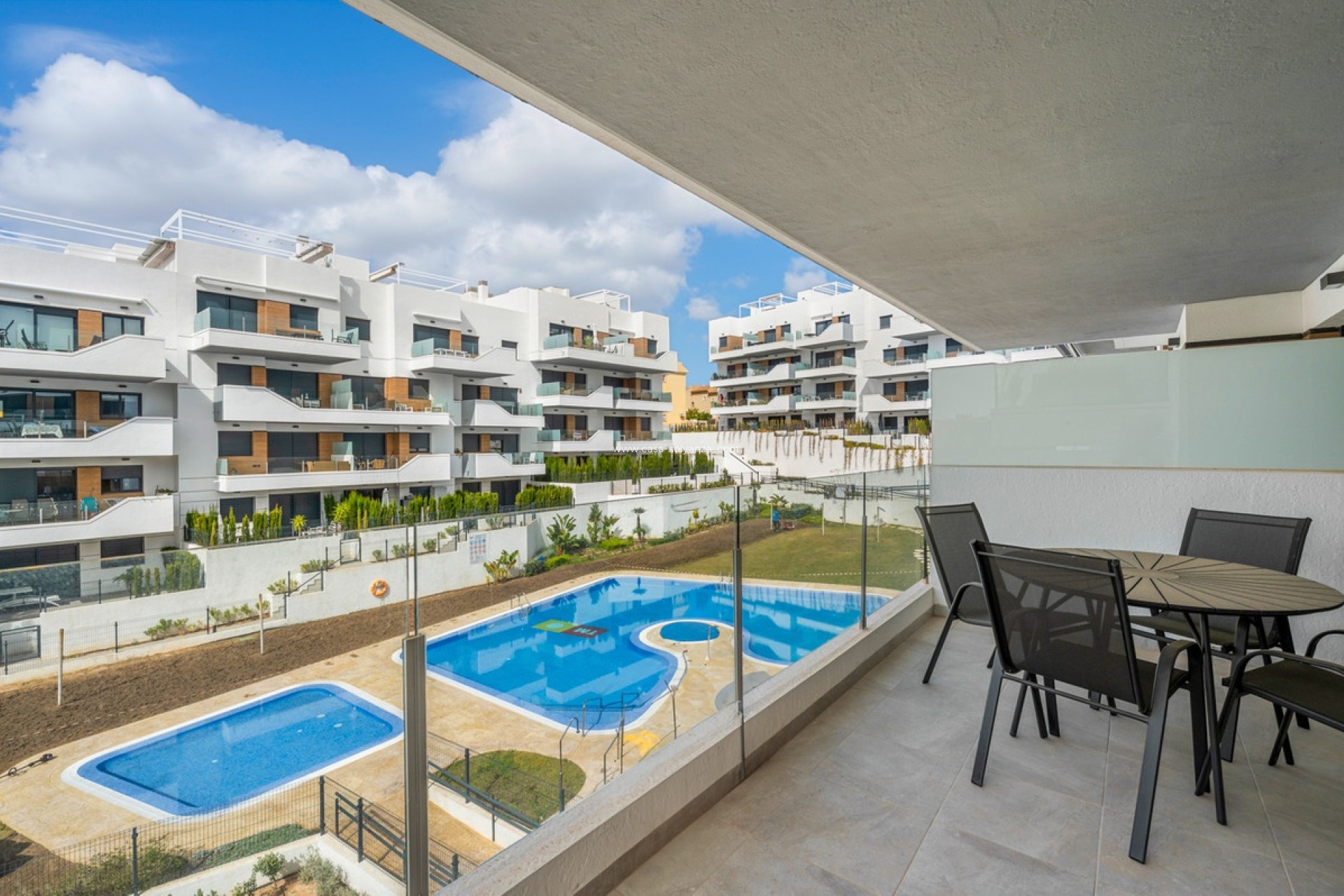 Resale - Apartment / flat - Orihuela - Villamartin