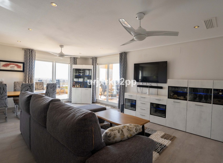 Resale - Apartment / flat - Orihuela - Villamartin
