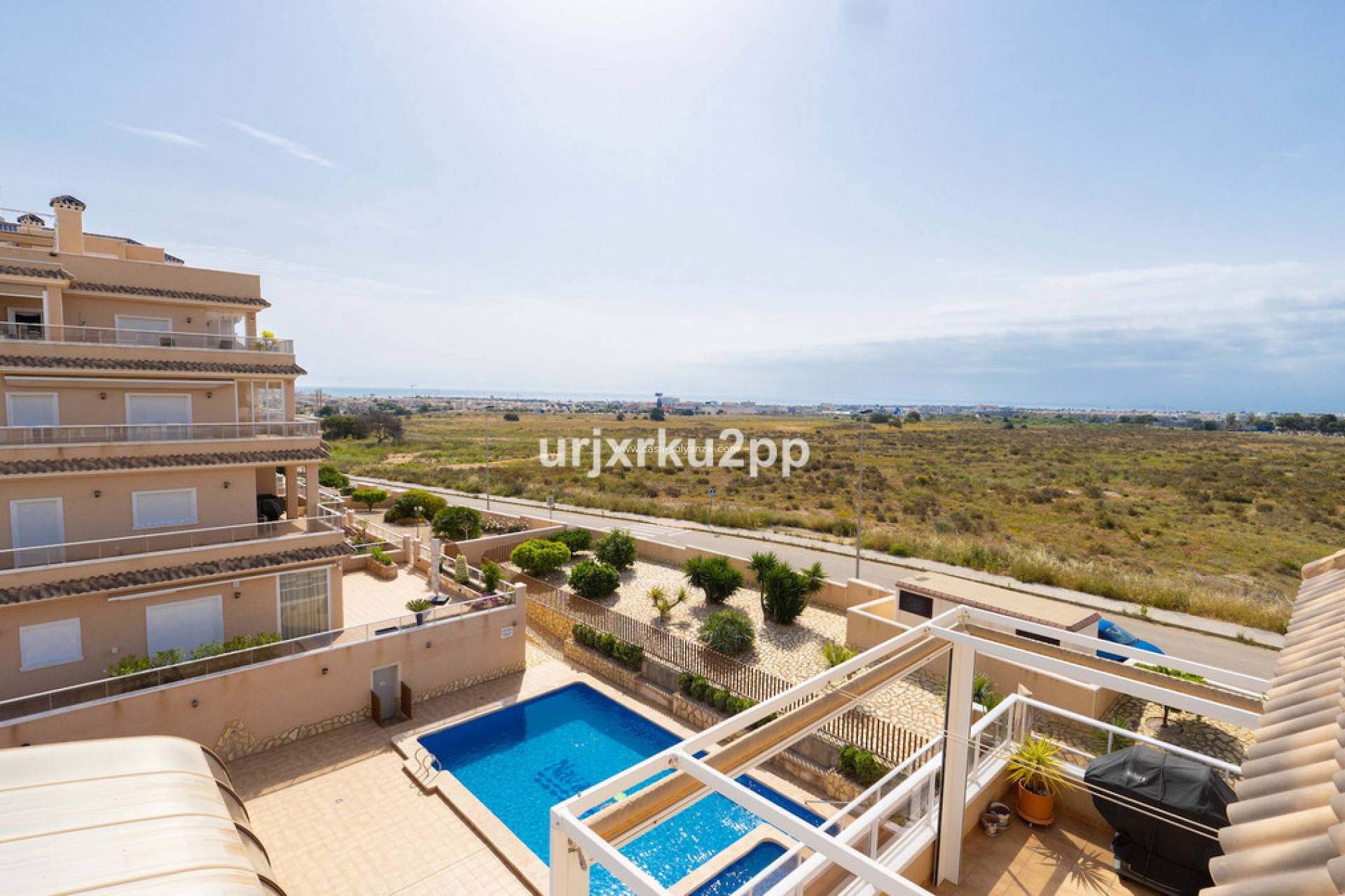 Resale - Apartment / flat - Orihuela - Villamartin