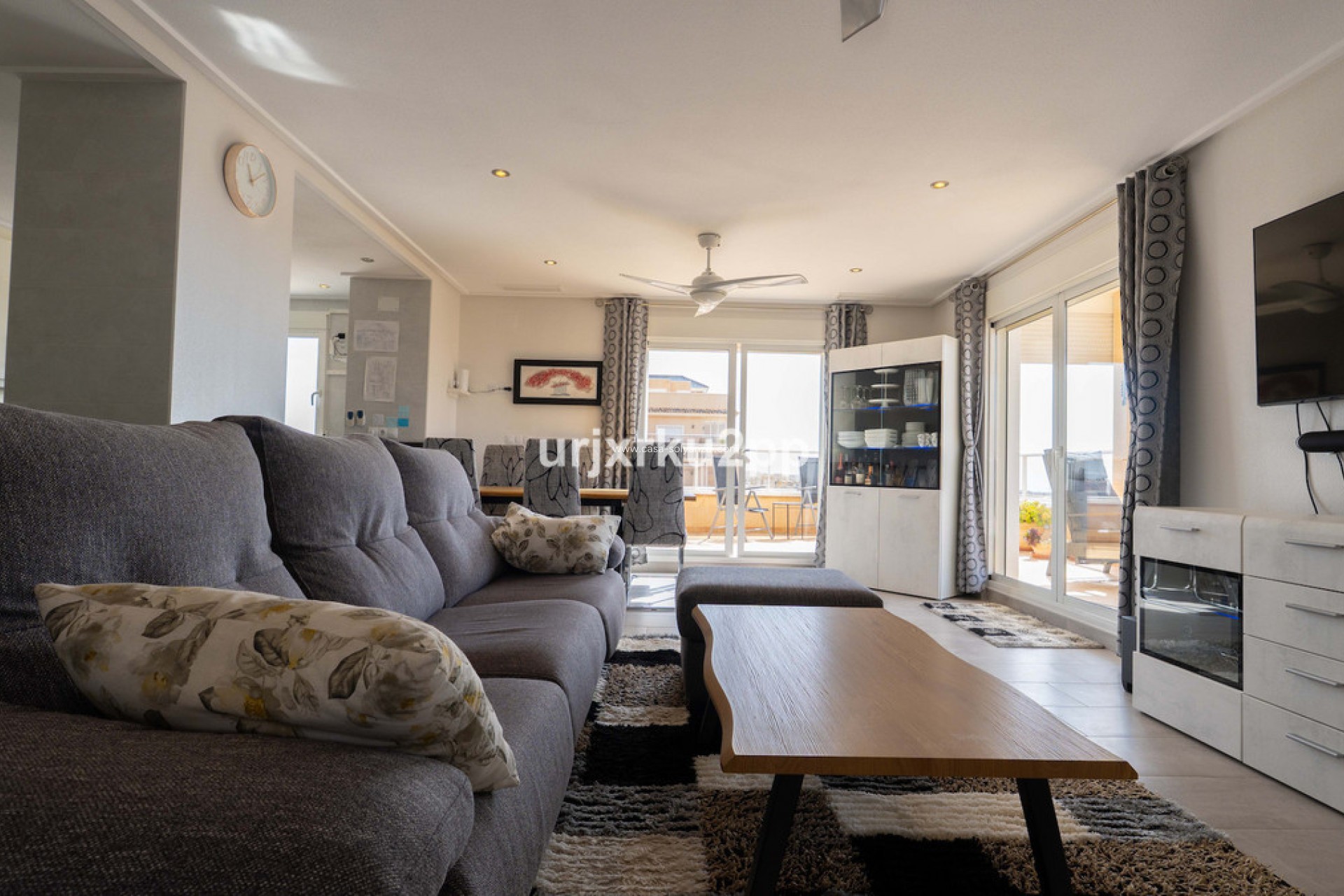 Resale - Apartment / flat - Orihuela - Villamartin
