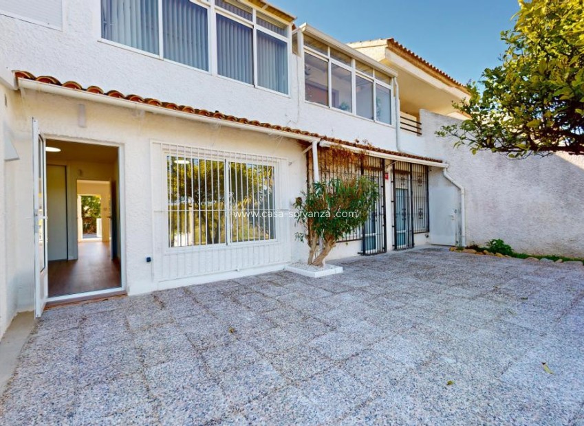 Resale - Apartment / flat - Orihuela - Villamartin