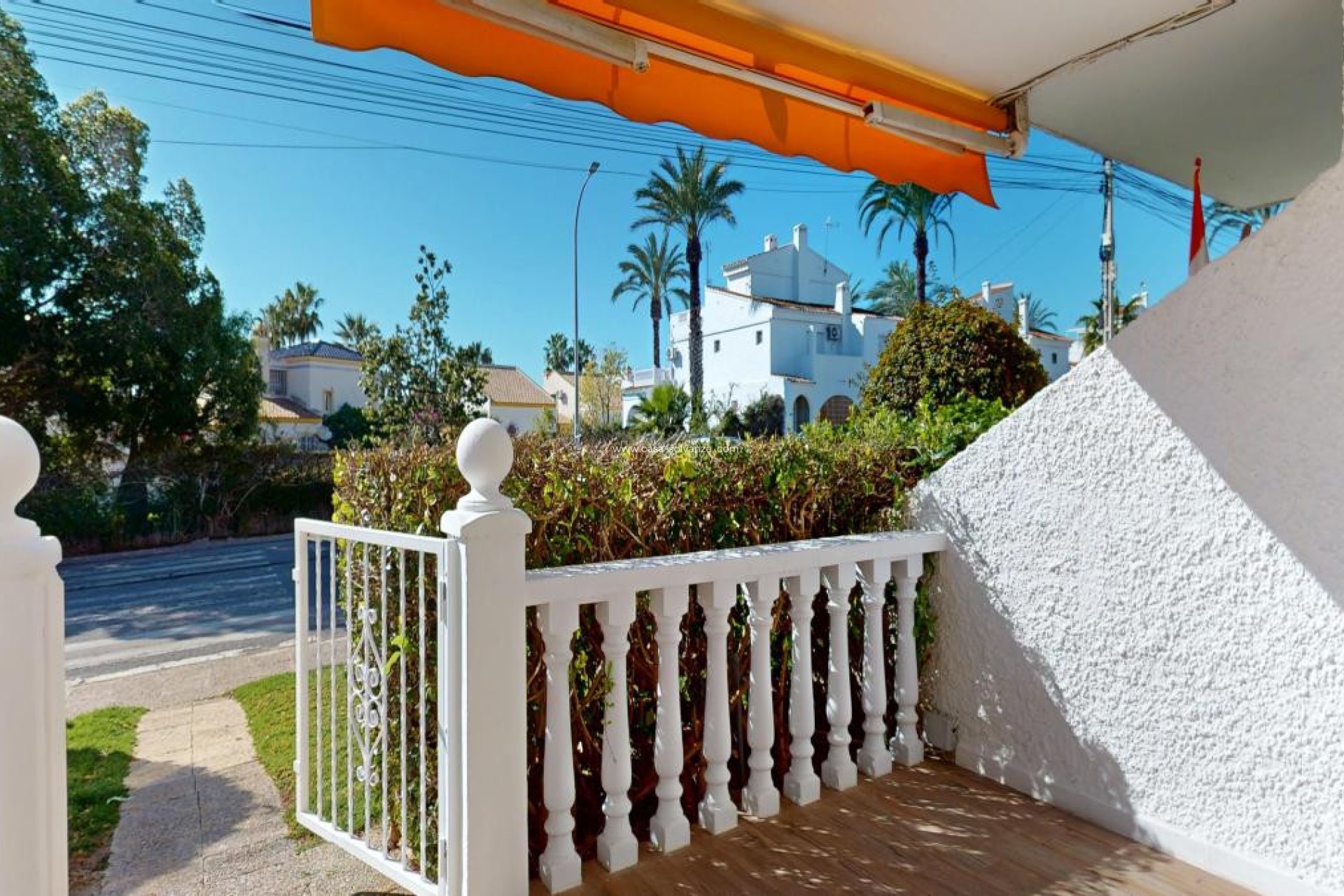 Resale - Apartment / flat - Orihuela - Villamartin