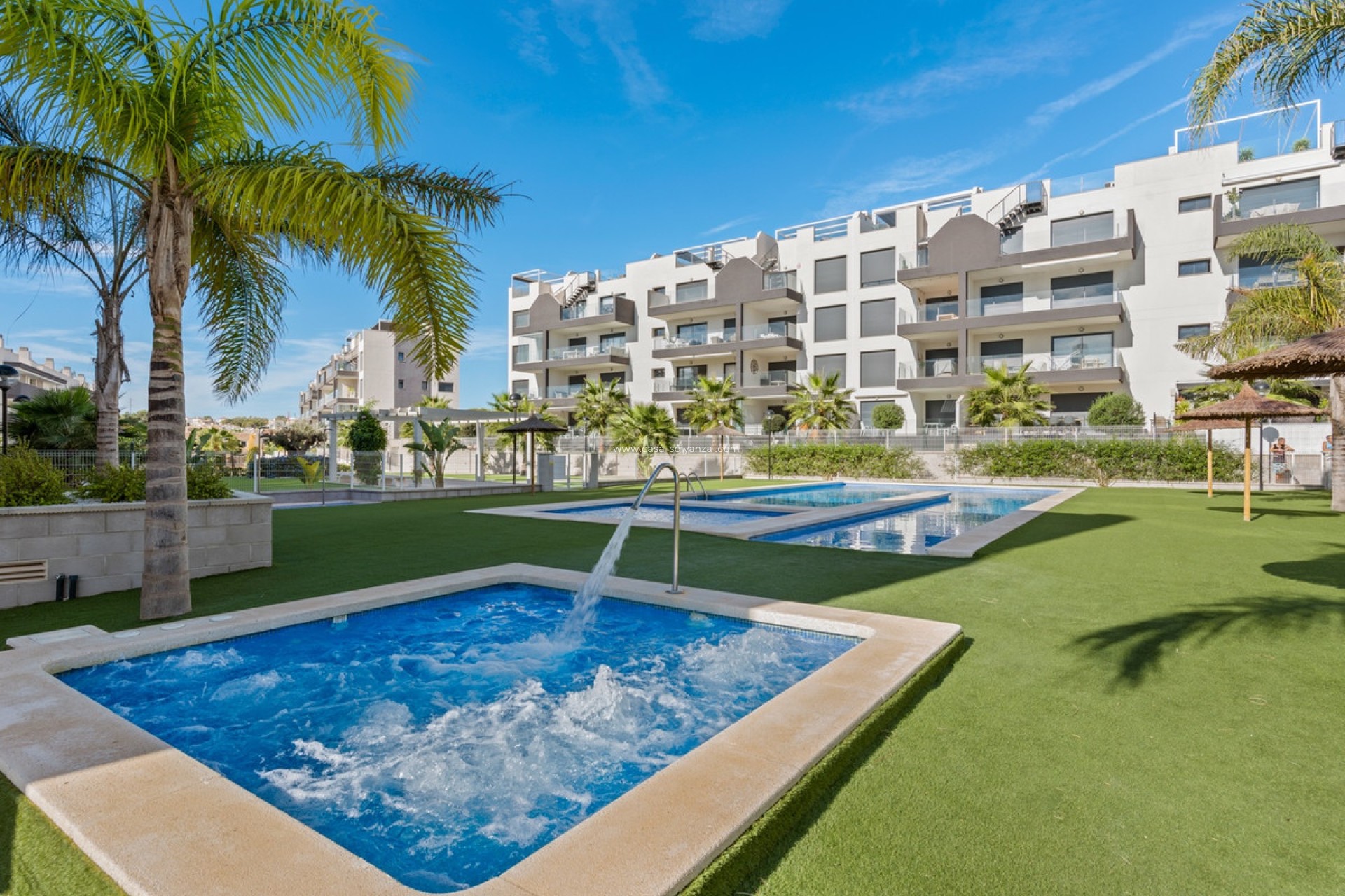 Resale - Apartment / flat - Orihuela - Villamartin