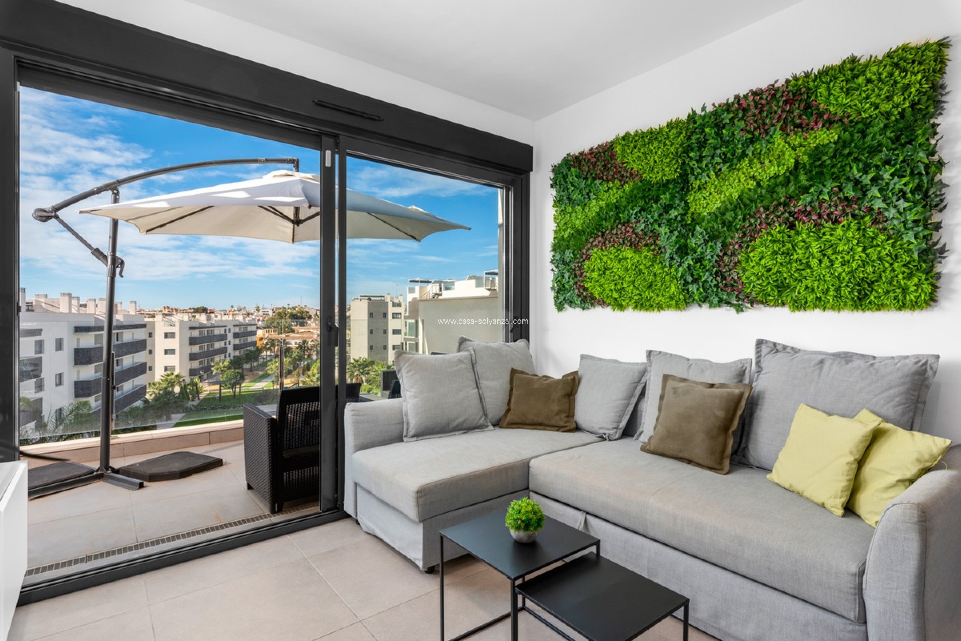 Resale - Apartment / flat - Orihuela - Villamartin
