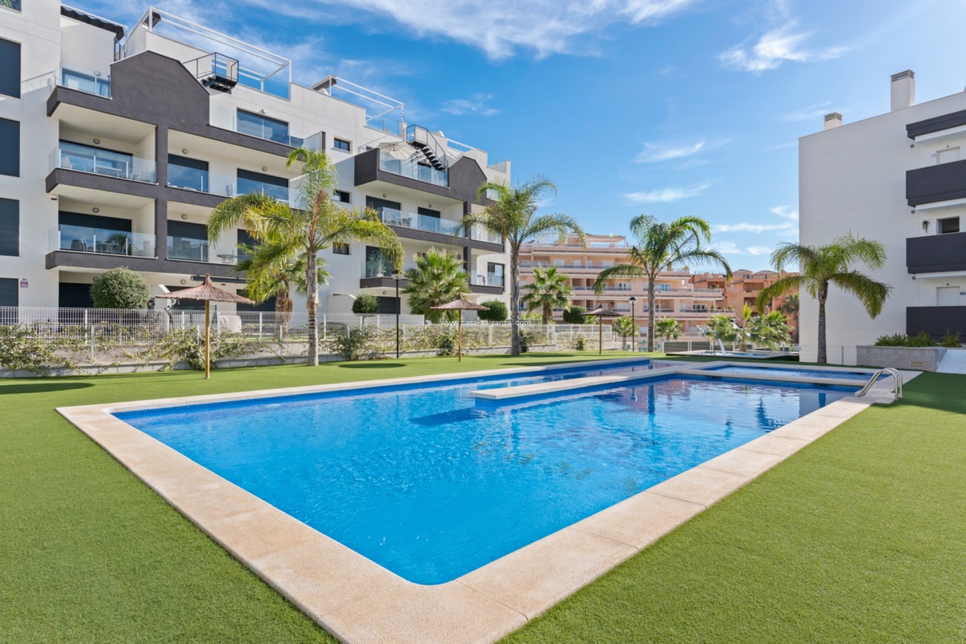 Resale - Apartment / flat - Orihuela - Villamartin