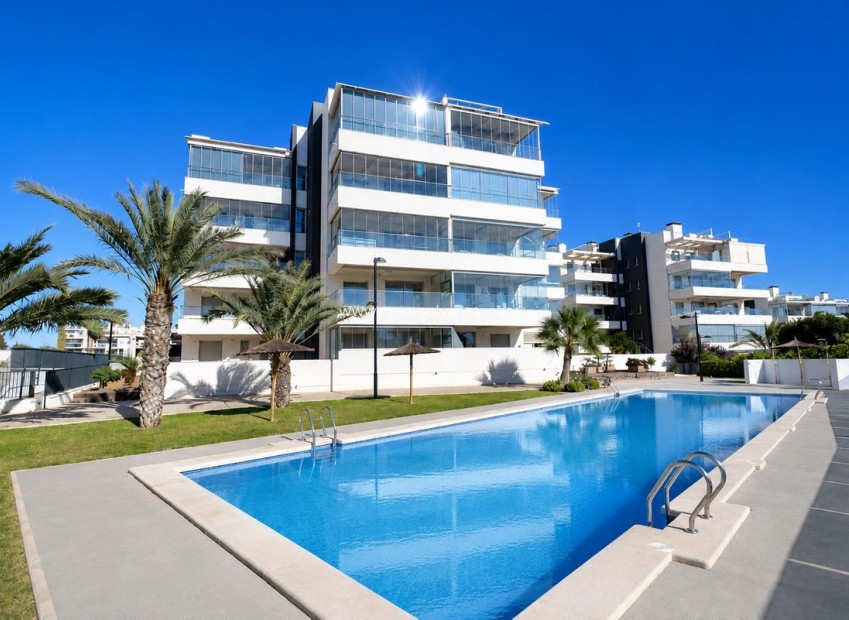 Resale - Apartment / flat - Orihuela - Villamartin
