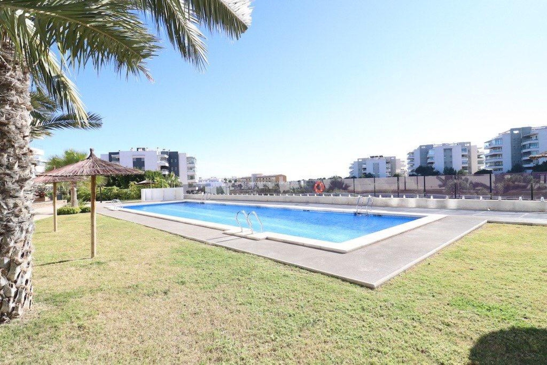 Resale - Apartment / flat - Orihuela - Villamartin