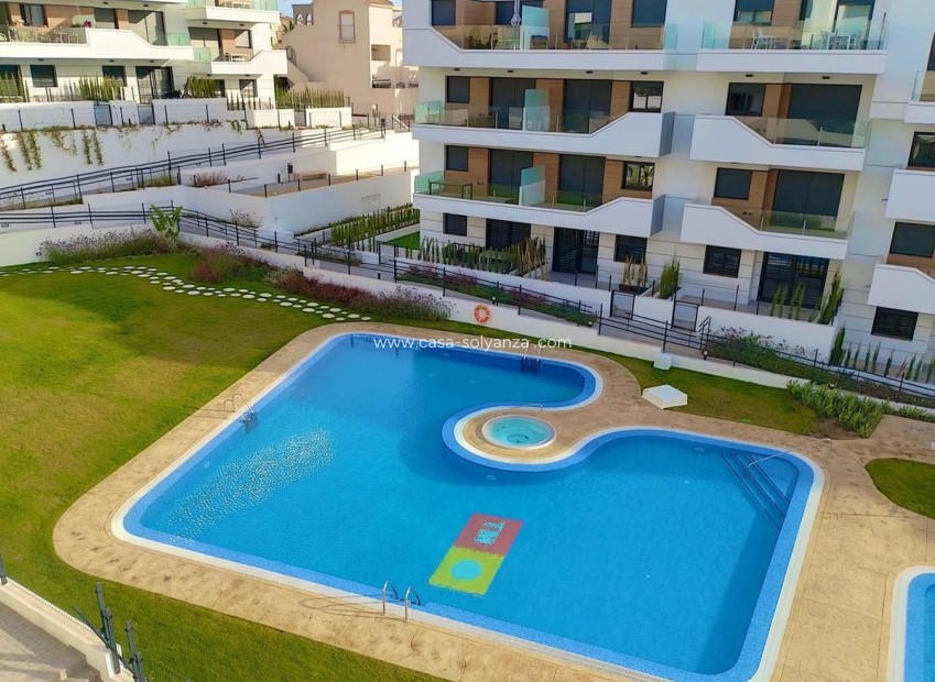 Resale - Apartment / flat - Orihuela - Villamartin