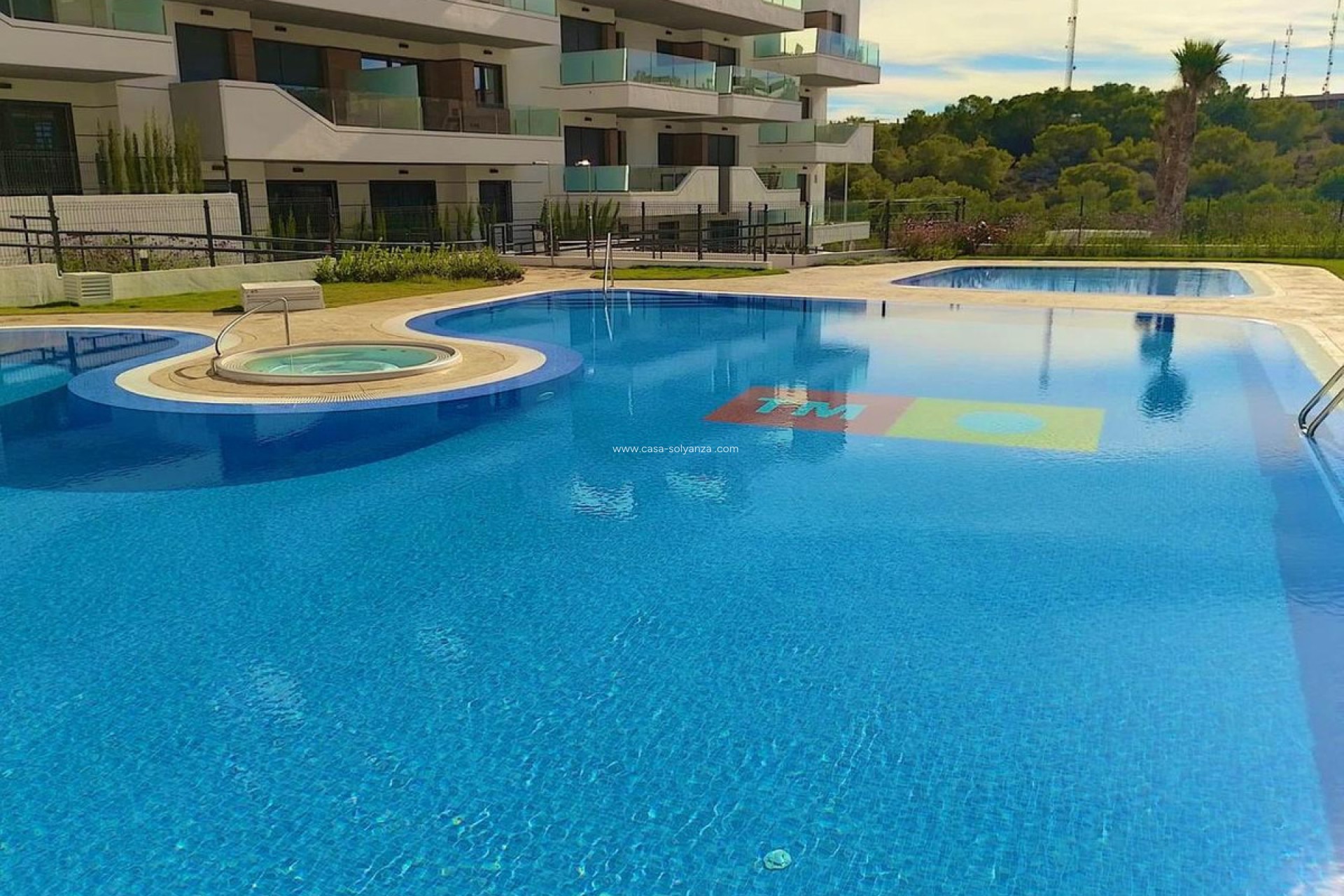 Resale - Apartment / flat - Orihuela - Villamartin