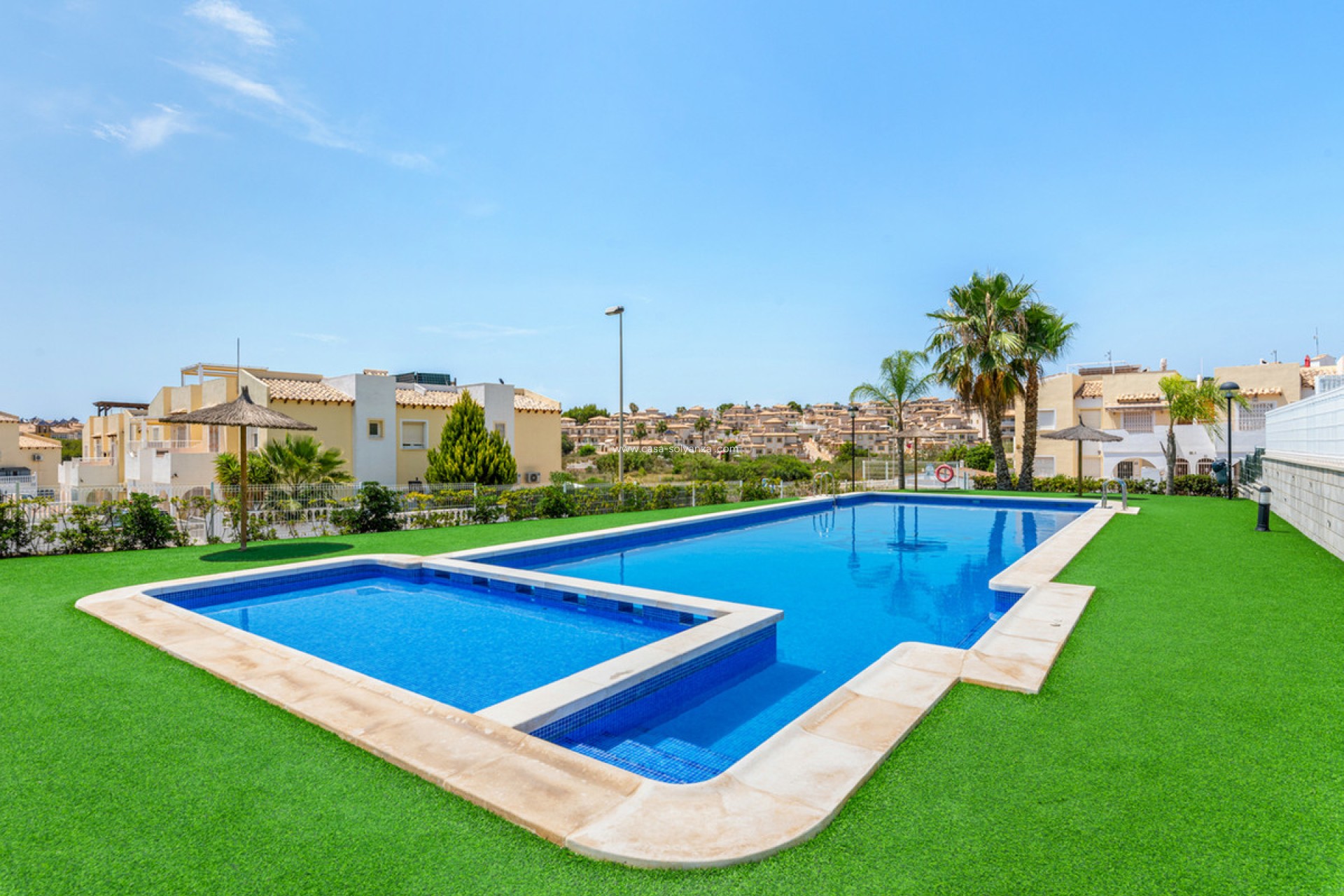 Resale - Apartment / flat - Orihuela - Villamartin