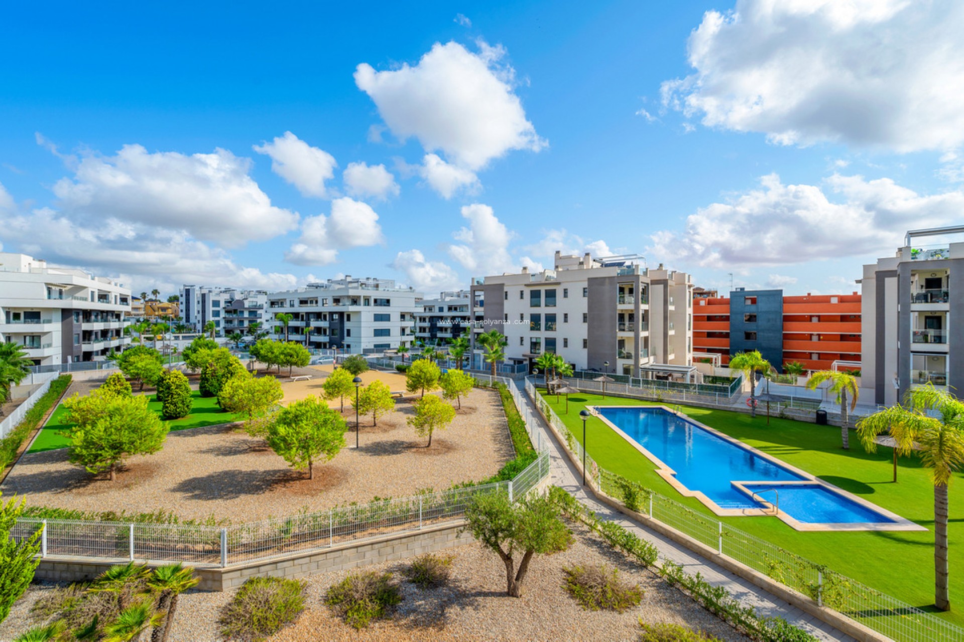 Resale - Apartment / flat - Orihuela - Villamartin