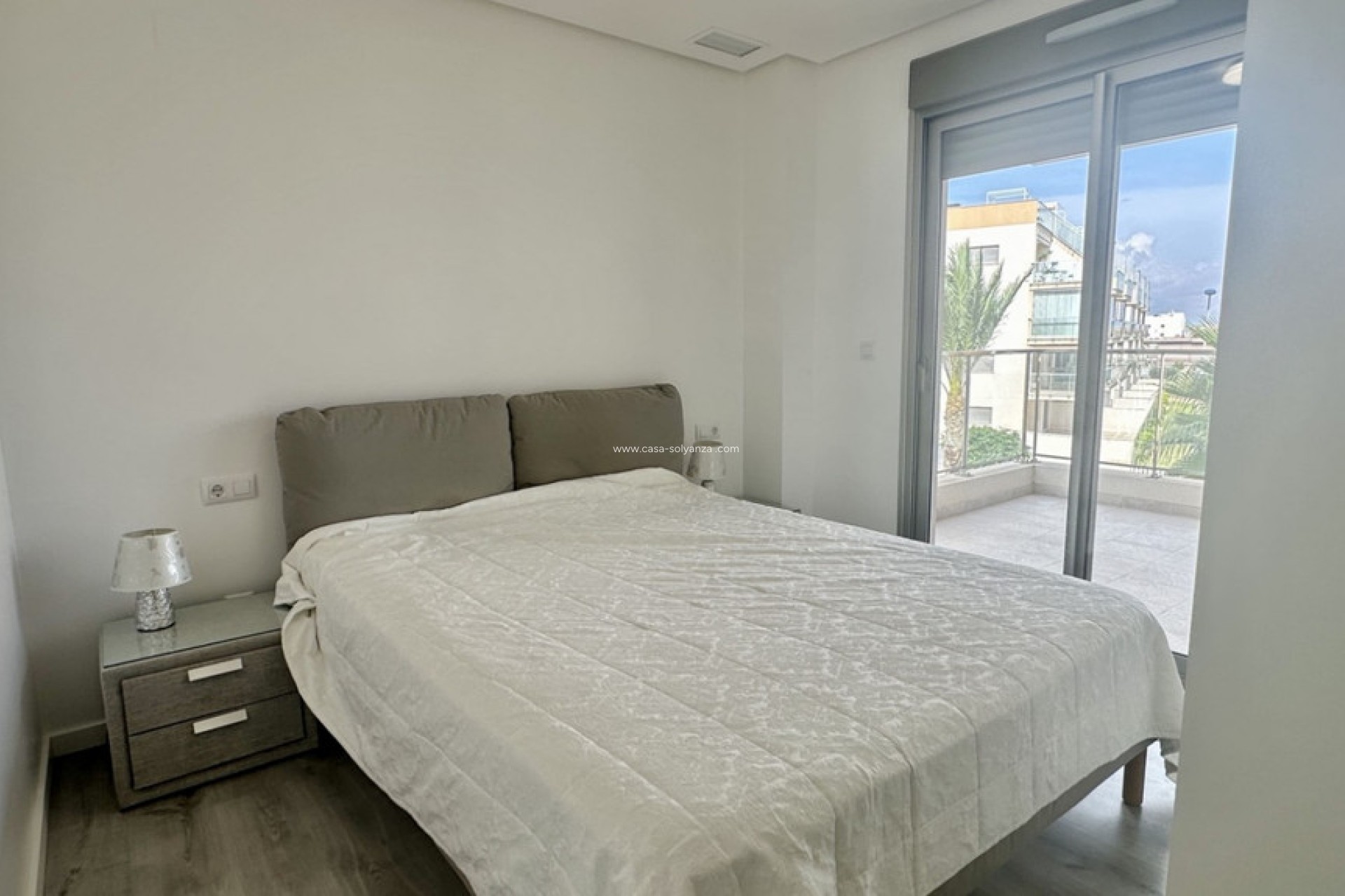Resale - Apartment / flat - Orihuela - Villamartin