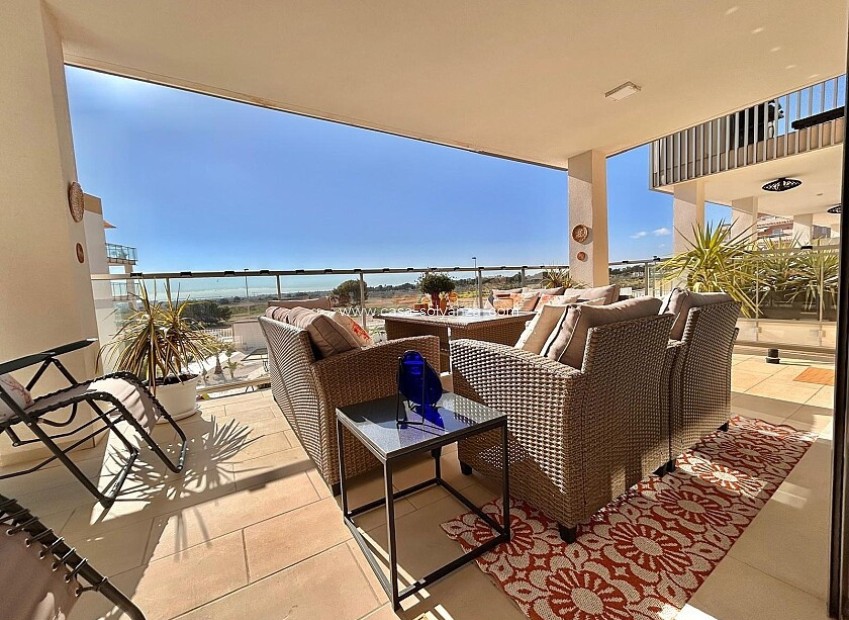 Resale - Apartment / flat - Orihuela - Villamartin