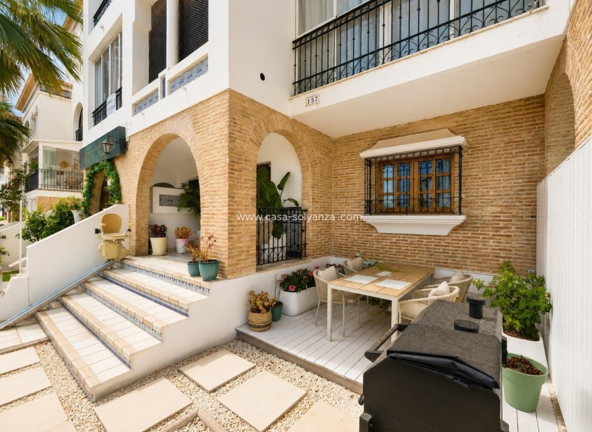 Resale - Apartment / flat - Orihuela - Villamartin
